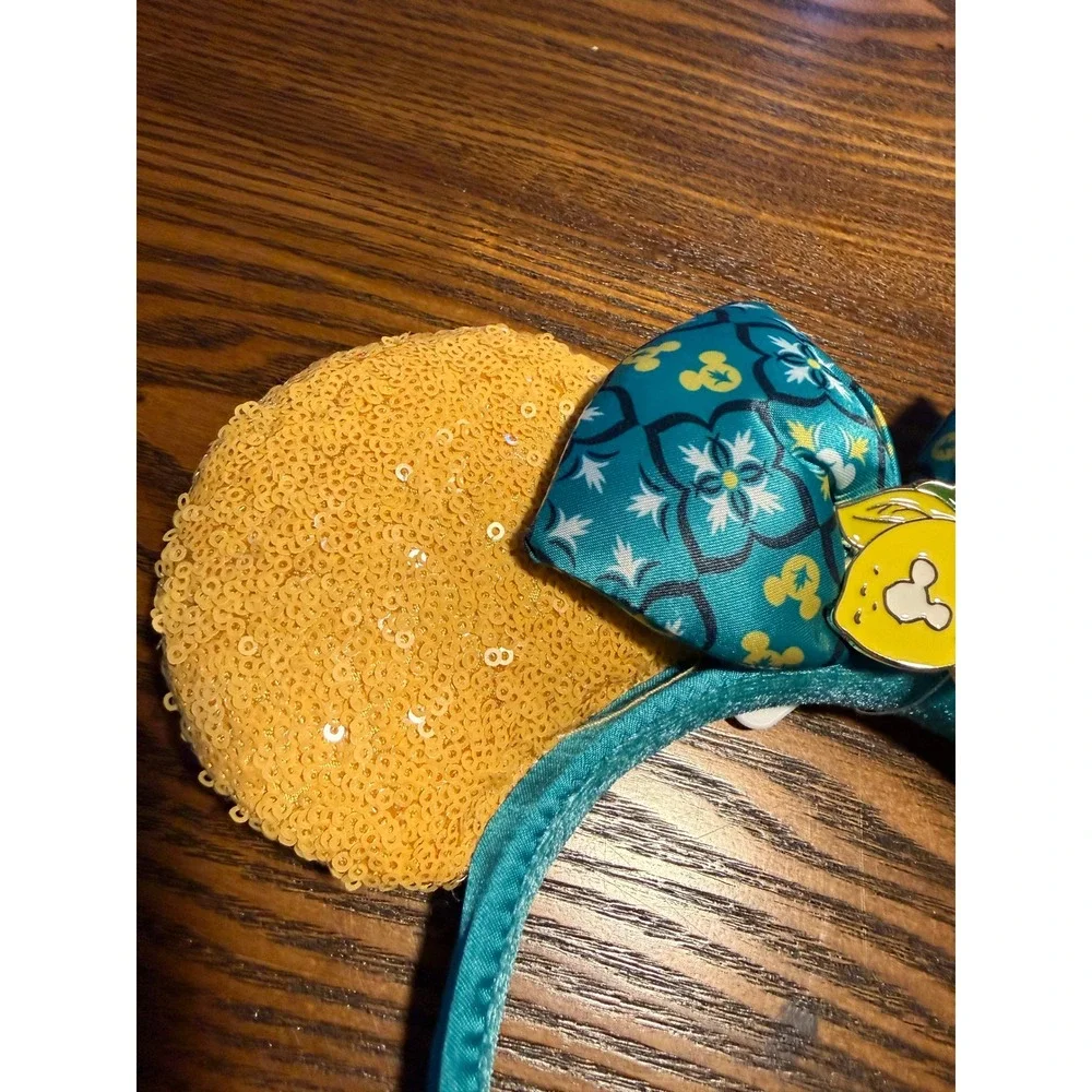 New Disney Parks Epcot Pavillion Limencello Saluti Minnie Ears Sequined Headband